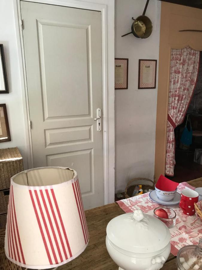 Chaniers La Laiterie Du Logis B&B 외부 사진