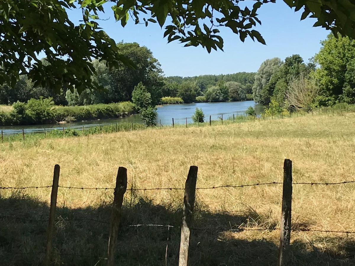 Chaniers La Laiterie Du Logis B&B 외부 사진