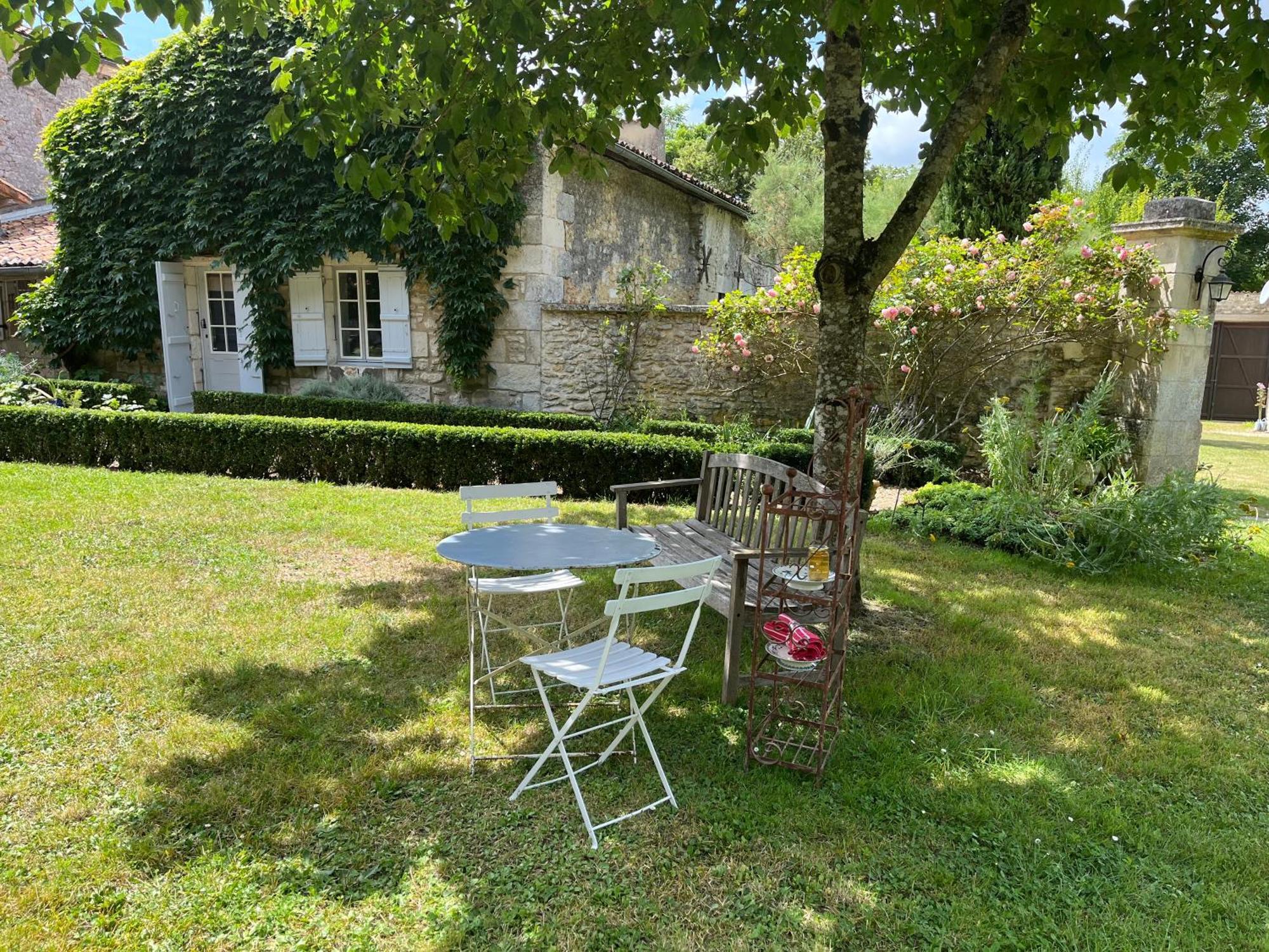 Chaniers La Laiterie Du Logis B&B 외부 사진